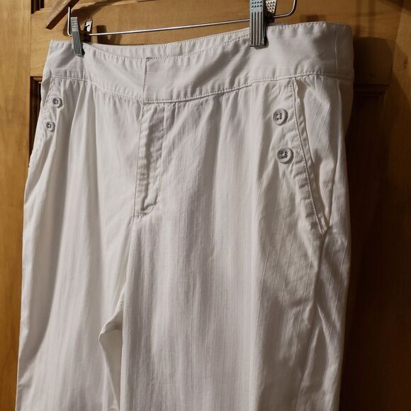 Coldwater Creek Ankle Pants Women's Size 14 White Pockets Relaxed Fit - Picture 2 of 10